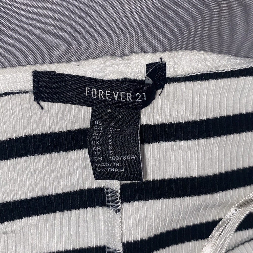 Forever 21 Mini Dress Womens XSmall White‎ and Black Striped Spaghetti Strap - Picture 6 of 7
